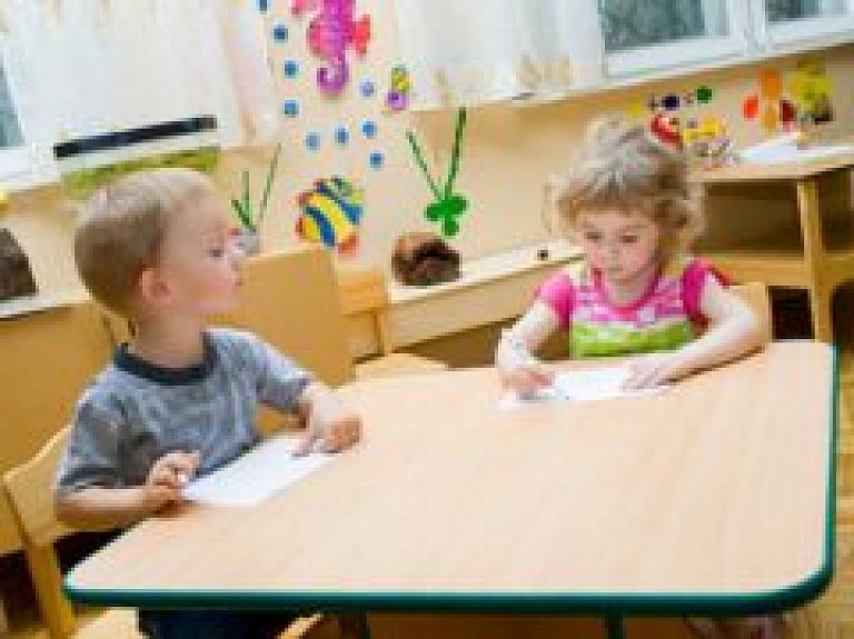 Visiem bērniem no pusotra gada vecuma būs jānodrošina iespēja apmeklēt bērnudārzu