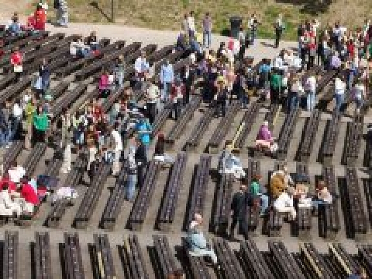 Šovakar Jēkabpilī notiek brīvdabas koncertprogramma "Zvaigžņu mirdzumā"