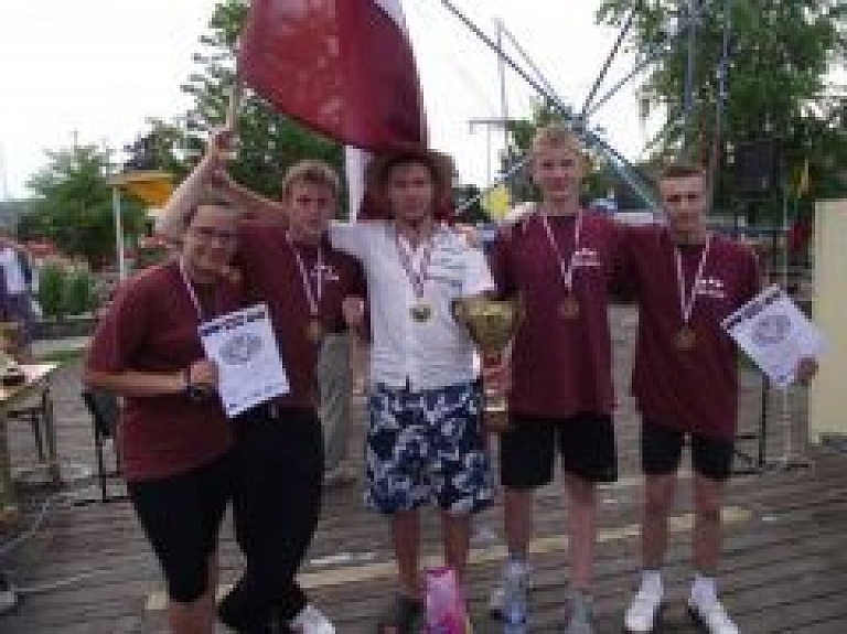 Jēkabpils svarbumbu sportistu uzvaras gājiens Baltijas valstu čempionātā.