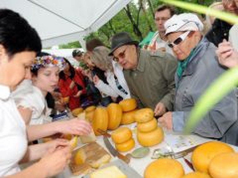 Pirms Jāņiem Mežaparkā  notiks ikgadējie Siera svētki