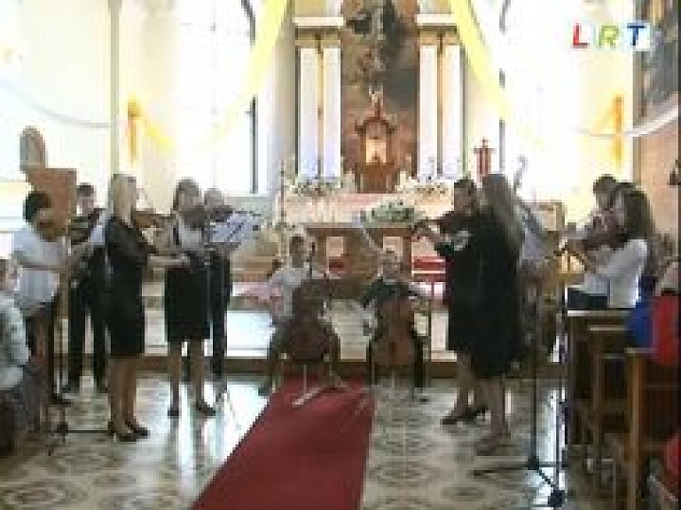 Ludzas katoļu baznīcā aizvadīts garīgās mūzikas festivāls (video)