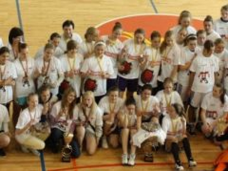 Noslēgušies Swedbank Jaunatnes Basketbola līgas fināli Madonā