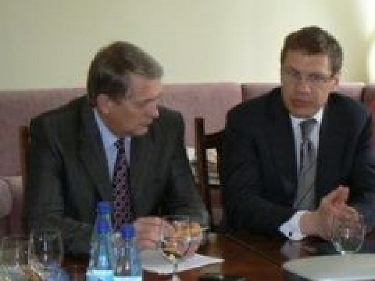 Valmieras pilsētas pašvaldība paraksta sadarbības līgumu ar LIAA