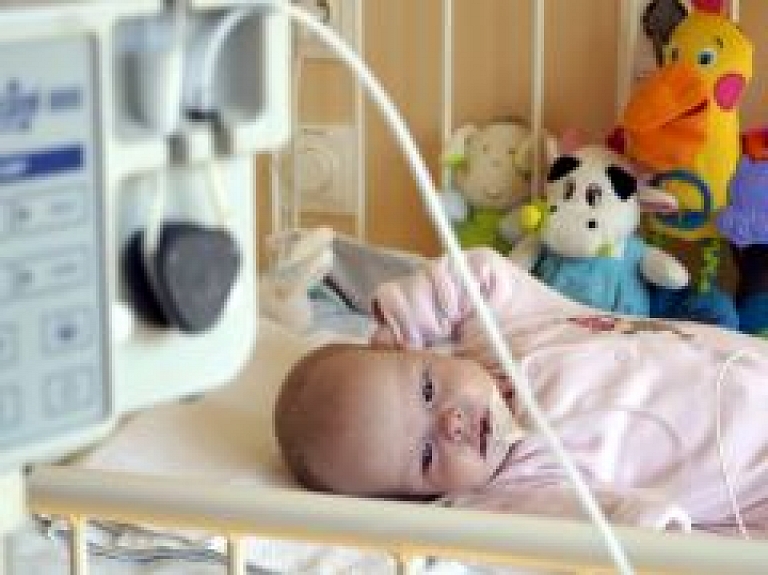 Vidzemniekus aicina palīdzēt meitenītei nokļūt mājās