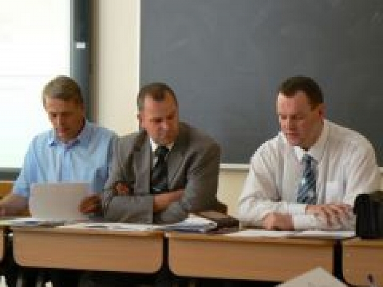 Valmierā intensīvāk sākās ielu remonti