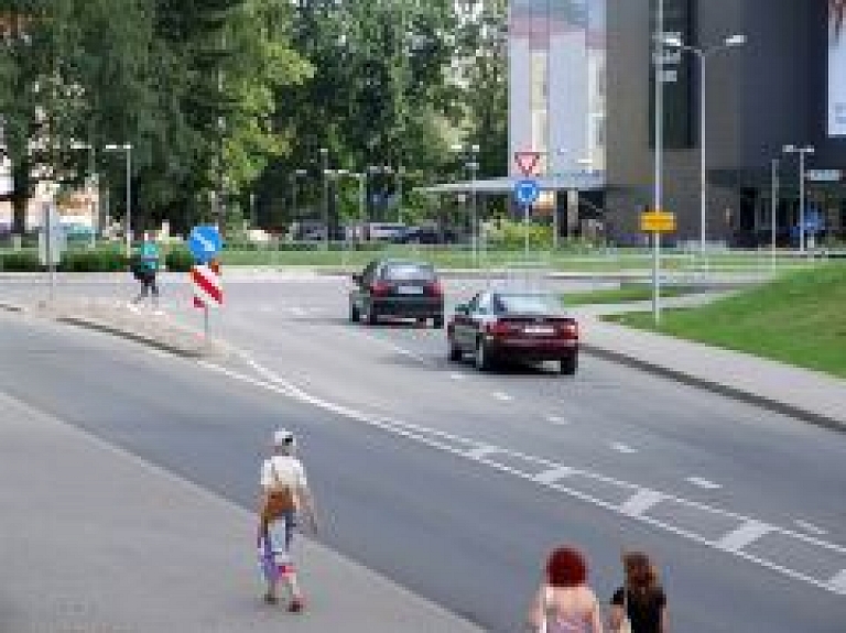 Valmierā aprīļa mēnesī bezdarba līmenis sasniedzis 12,2%