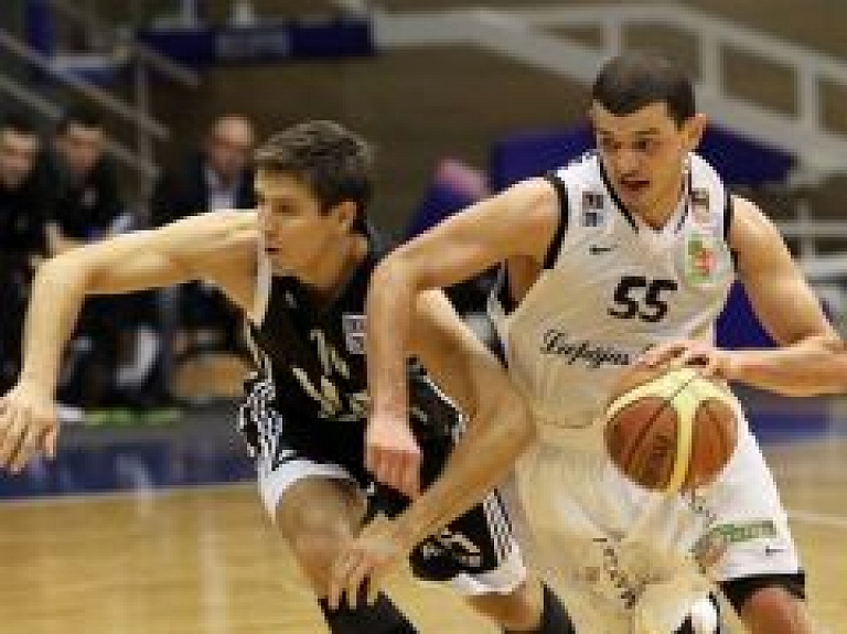"Liepājas Lauvas" piedzīvo zaudējumu Latvijas Basketbola līgas pusfinālā un turpina cīņu par bronzas godalgām