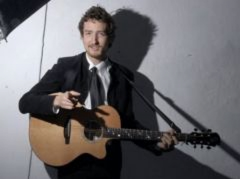 Frank Turner uzstāsies festivālā "Fonofest" (galerija)