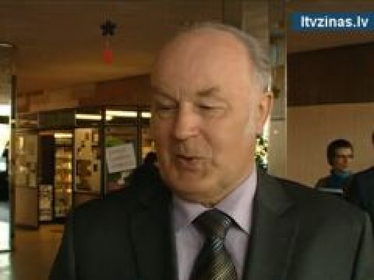 Raunas novada domes priekšsēdētājs: mēs esam savus iedzīvotājus izlaiduši (video)