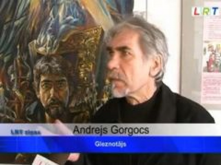 Mākslinieku studija Krāslavā savā četru gadu jubilejā veido izstādi (video)