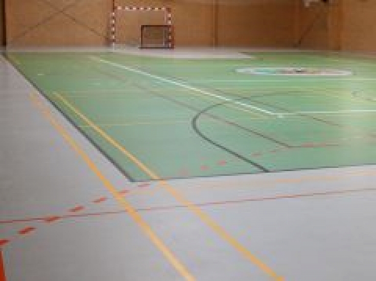 Nedēļas nogalē Ogres Stadiona hallē notiks Latvijas Frisbija čempionāta telpās izslēgšanas spēļu kārta