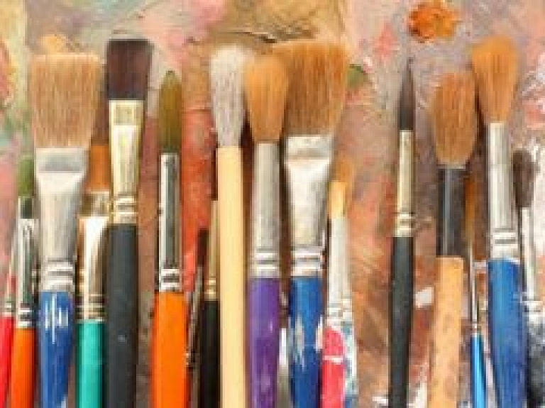 Piektdien Siguldas pagasta kultūras namā atklās Dzidras Eglītes personālizstādi "Sirdsaizvējš"