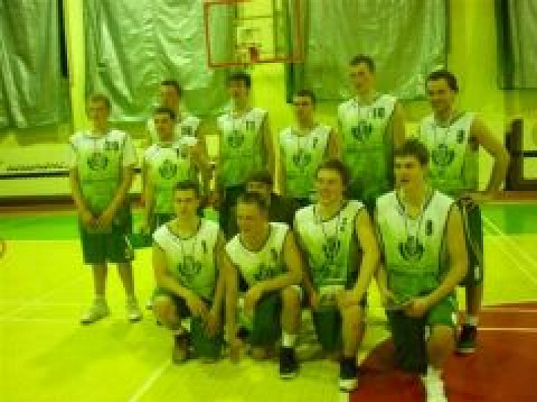 LLU Universiādē basketbolā vīriešu konkurencē uzvar Meža fakultātes komanda