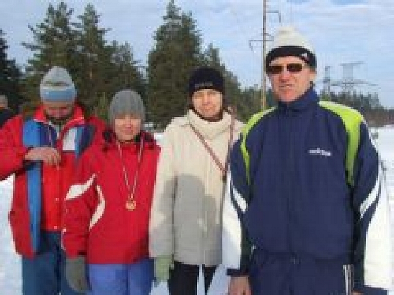 Jēkabpiliešiem ziemas orientēšanās čempionātā trīs zelta medaļas