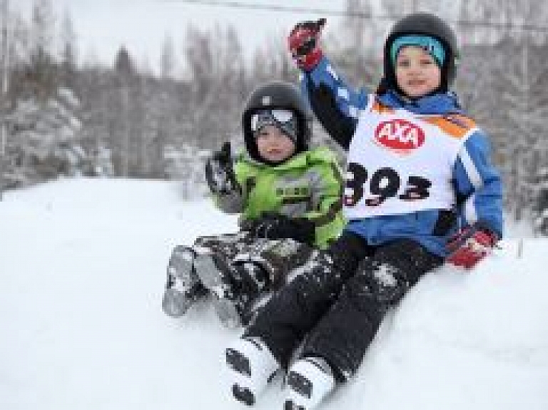 Sestdien Reiņa trasē  notiks bērnu slēpošanas skoliņas trešais sacensību posms (galerija)