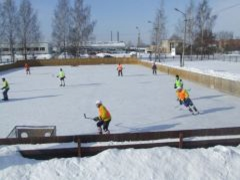 Jēkabpilī hokejs ir cieņā (galerija)