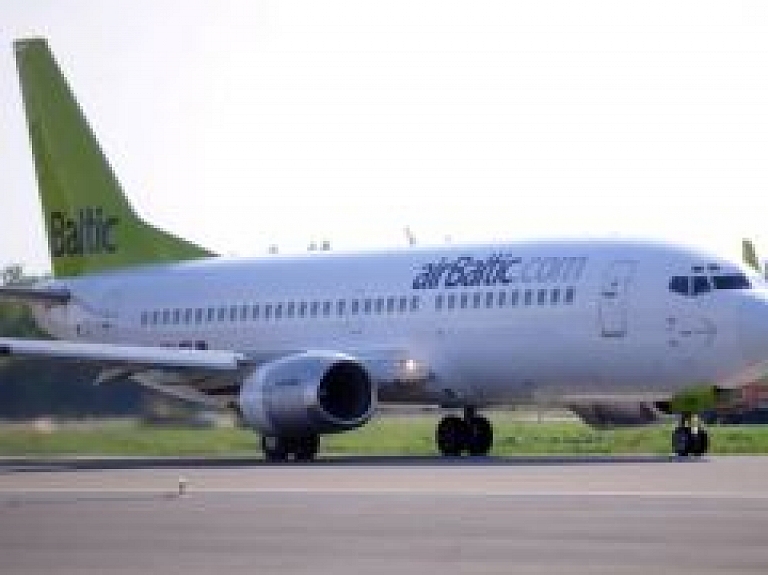 "airBaltic": Paužam nožēlu par notikušo Oslo un tiek veikta situācijas izmeklēšana