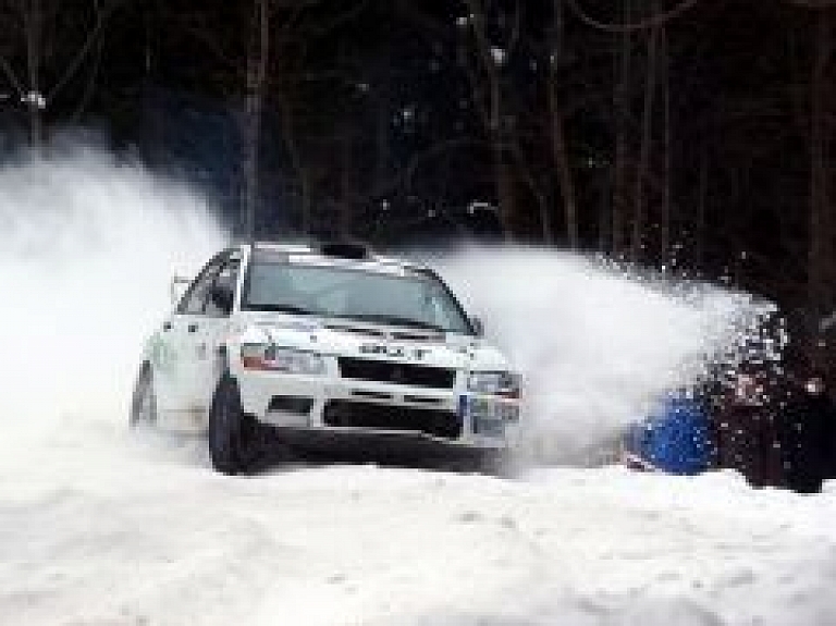 Šodien Alūksnes apkārtnē norisināsies rallijs un rallijsprints "Sarma 2011"