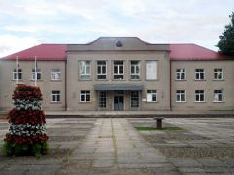 Apstiprināts Preiļu novada domes 2011.gada budžets