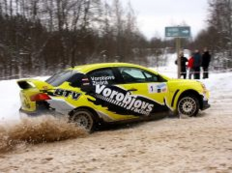 Rallijsprintā "Alūksne 2011" uzvar "Vorobjovs Racing" ekipāža