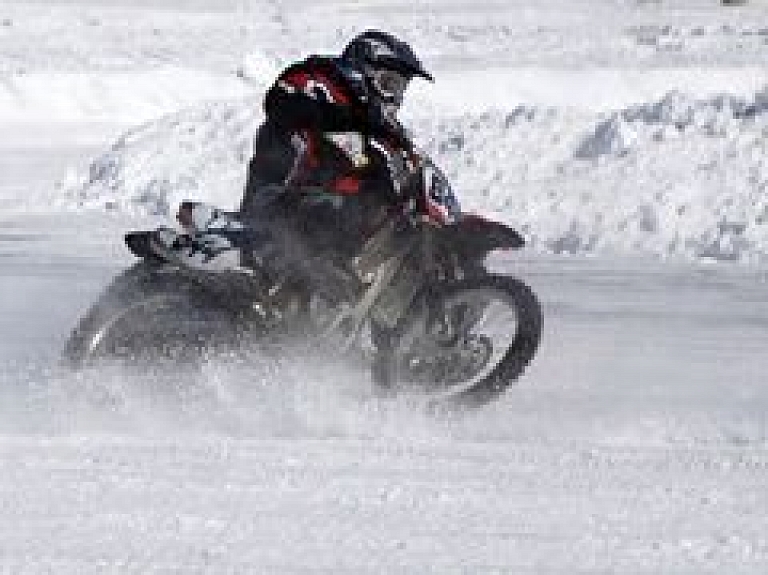 Šodien Lielvārdes novadā notiks pirmais Latvijas čempionāta posms skijoringā
