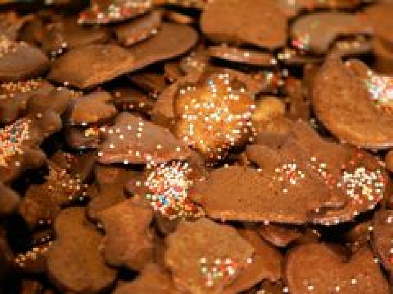 Šodien BKUS atklāj 120 kilogramu smagu piparkūku izstādi