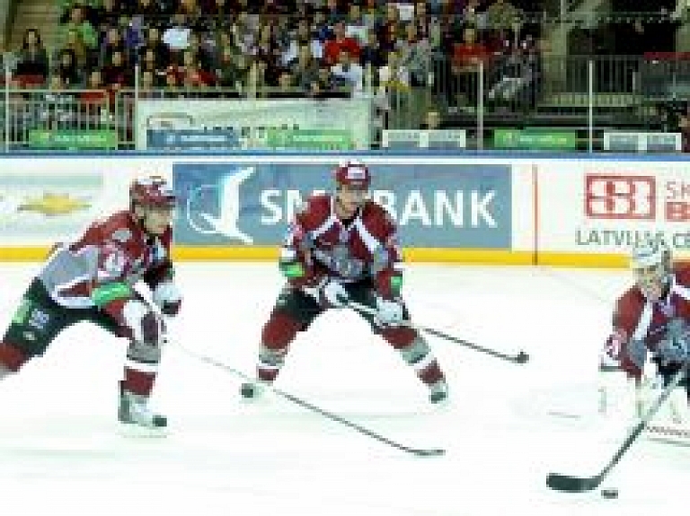 Ziemassvētku spēlē Rīgas "Dinamo" ar rezultātu 0:4 piekāpjas Astanas "Baris"