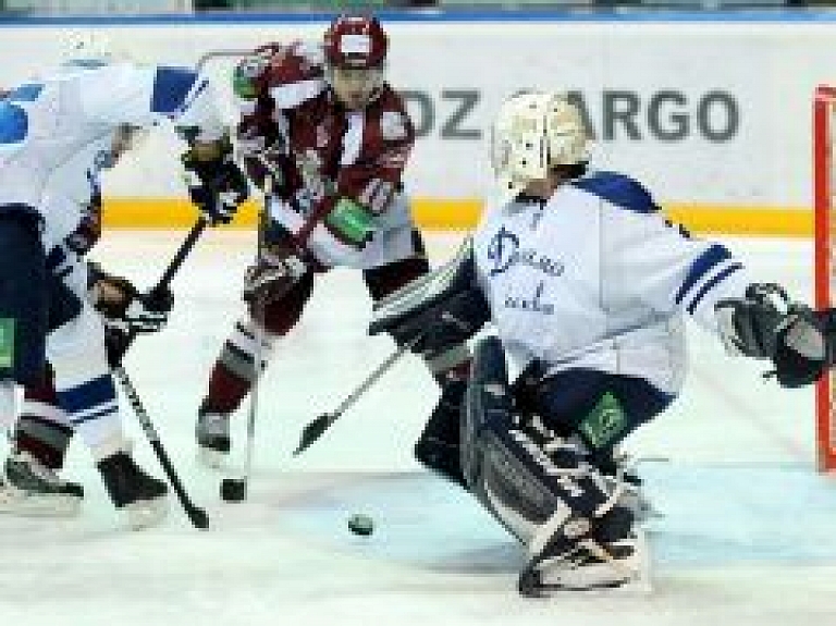 Rīgas "Dinamo" sastāvā atgriezies Roberts Petrovickis