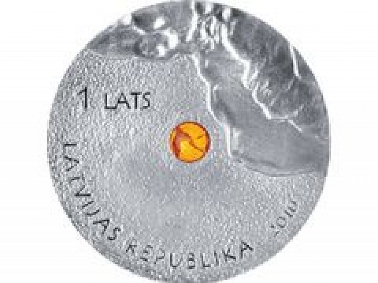 Siguldā nonākusi monēta ar apslēptu 40 miljonu gadu vēsturi