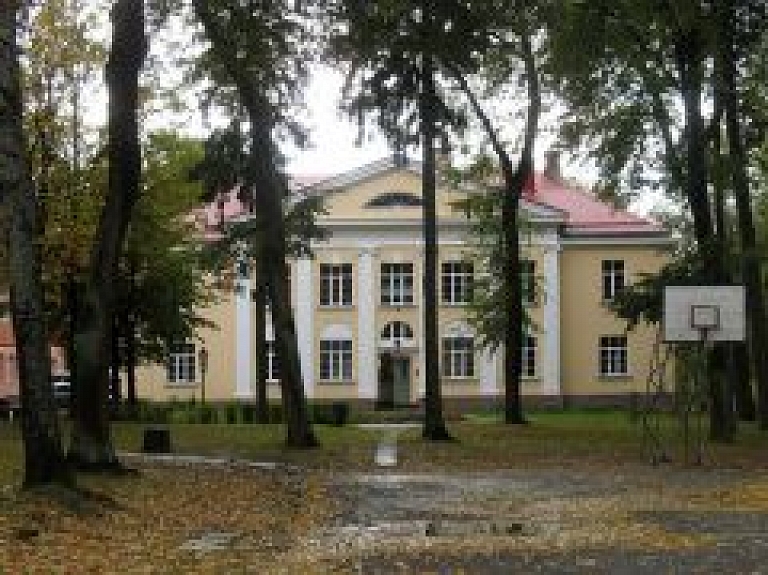 Pabeigta Vājdzirdīgo bērnu internātvidusskolas- attīstības centra ēkas renovācija