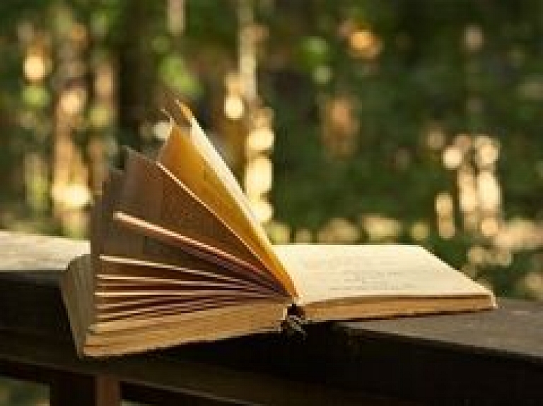 Šodien Siguldā atzīmē Krišjāņa Barona 175.dzimšanas dienu