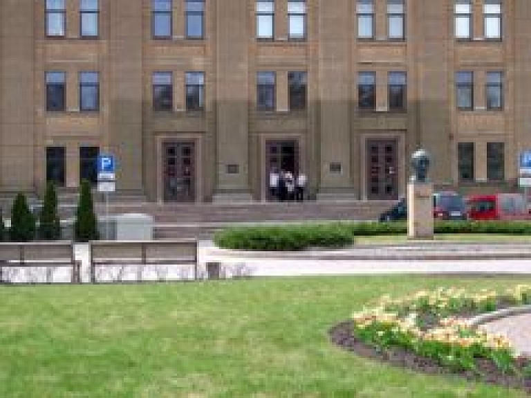 Daugavpils Universitāte rīko semināru ciklu "Jaunas iespējas ienākumu gūšanai lauksaimniecībā"