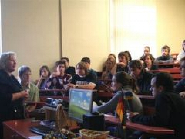 Šonedēļ Valmieras Valsts ģimnāzijā viesojās jaunie žurnālisti no Vācijas