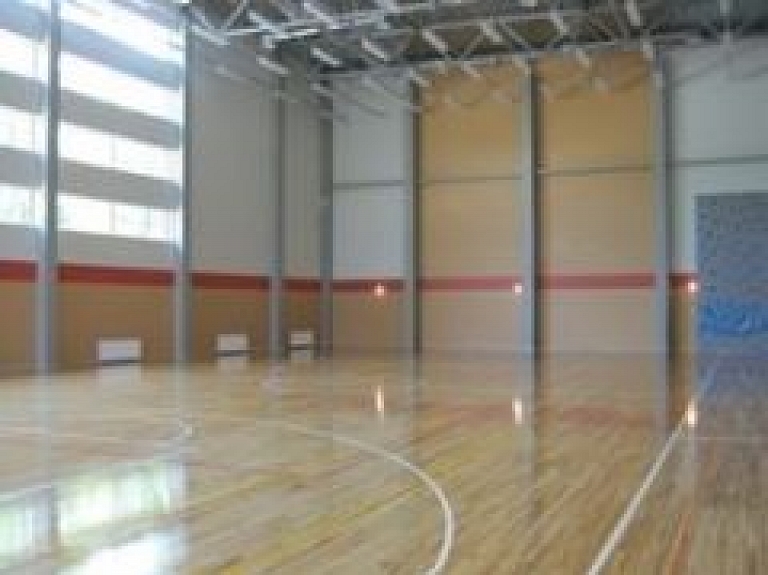 Rīt atklās Valmieras pamatskolas sporta zāli