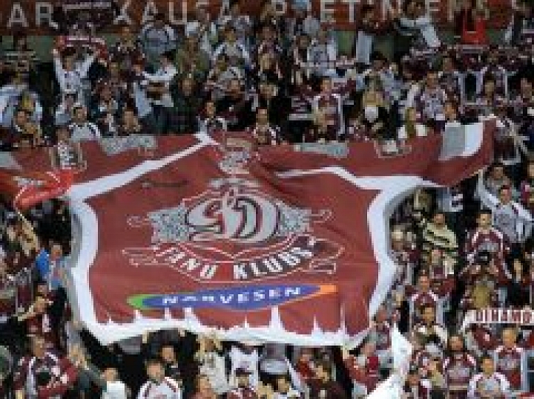 Rīgas "Dinamo" izcīna jau piekto uzvaru pēc kārtas