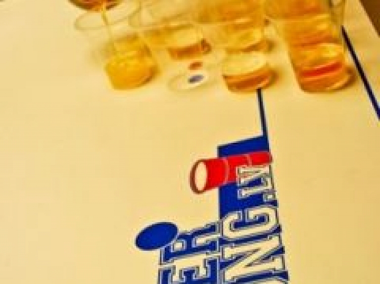 Turpinās pieteikšanās Klondaikas beer pong turnīram 2010 Rīgā