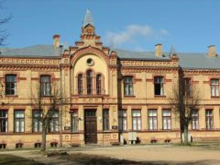 Šodien VVĢ notiks Jauno politiķu skolas pirmā nodarbība