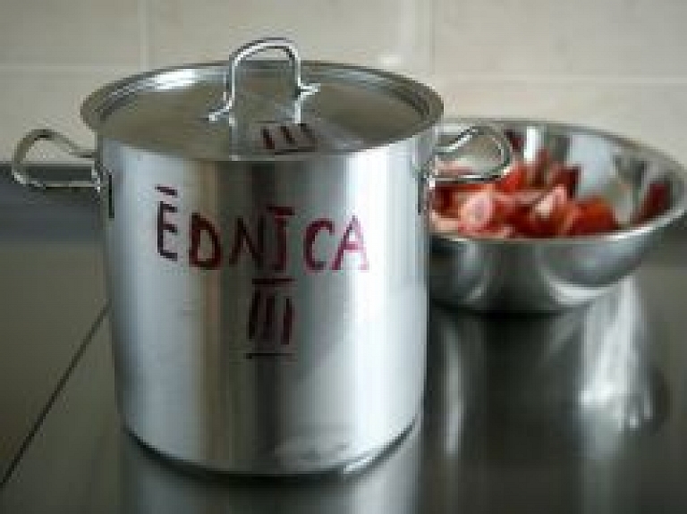 Rīt Rīgā norisināsies sacensības "Putras ēdājs 2010"