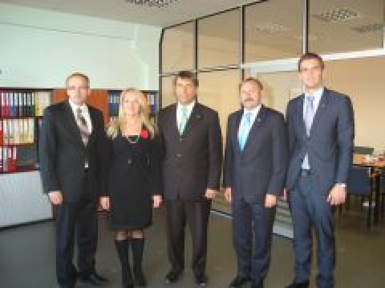 NP Jelgavas Biznesa parka vadība un ražotāji tiekas ar ekonomikas ministru