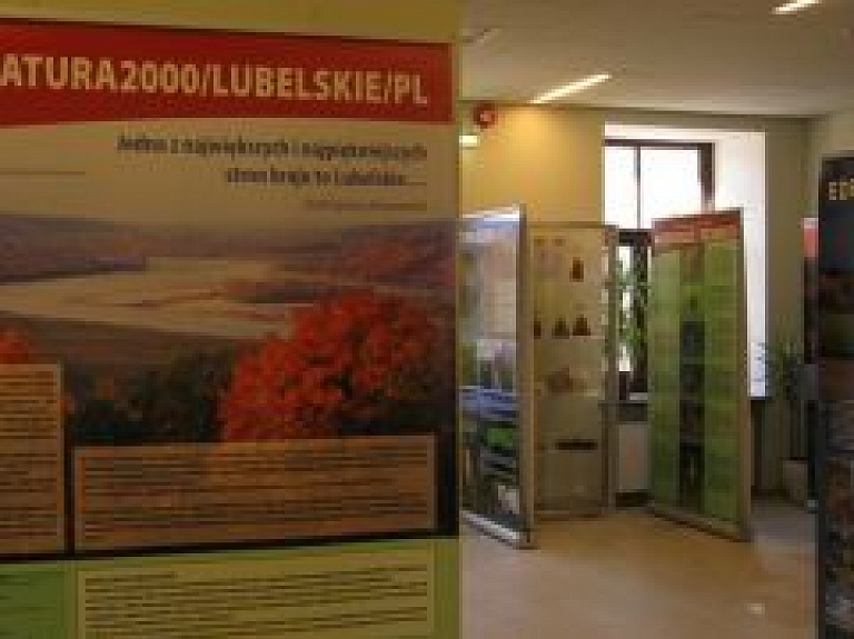 Dabas aizsardzības pārvaldē Siguldā apskatāma izstāde par dabas tūrismu Polijā