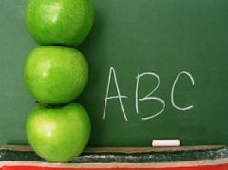 Valmieras dome apstiprina 2010.gadam piešķirto mērķdotāciju sadali pedagogiem - papildināts