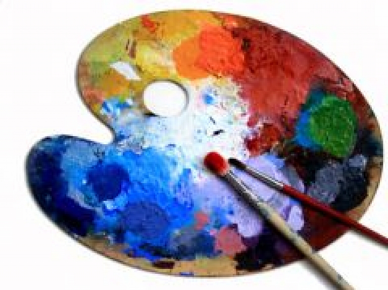 Rīgas Porcelāna muzeja apgleznošanas darbnīca skolēniem darbosies Eiropas Savienības mājā