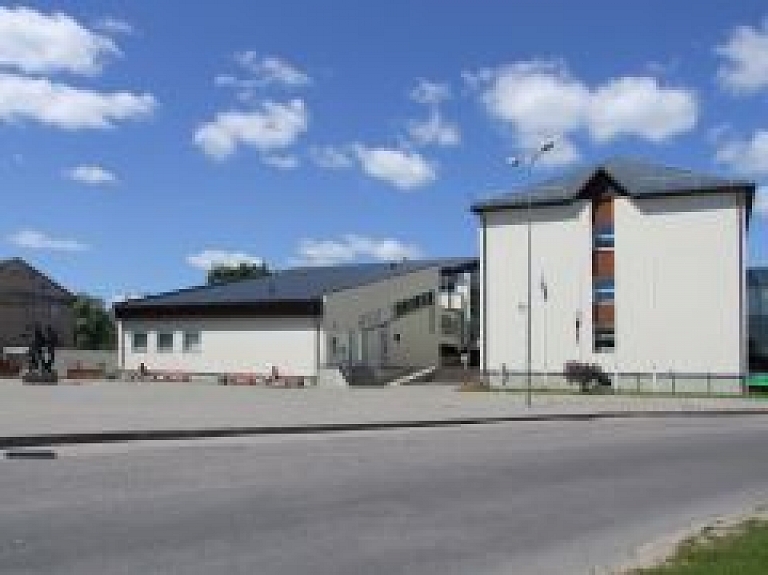 Vidzemes Augstskolas studentu pašpārvaldes līderi paraksta "Zaļo memorandu"