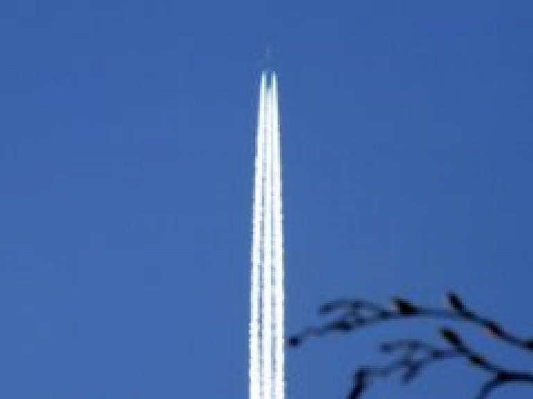 Rīgas svētkos varēs vērot pasaules aerobātikas elites pilotu paraugdemonstrējumus