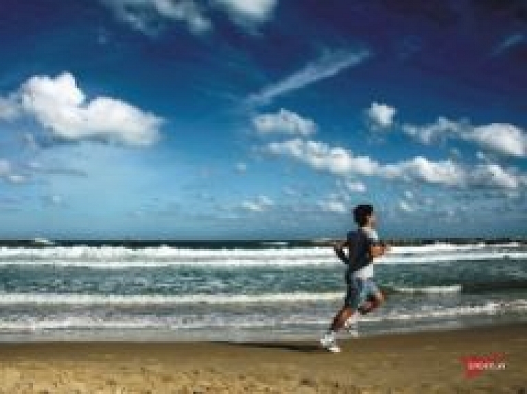 Sākusies pieteikšanās Vecāķu pludmales skrējienam