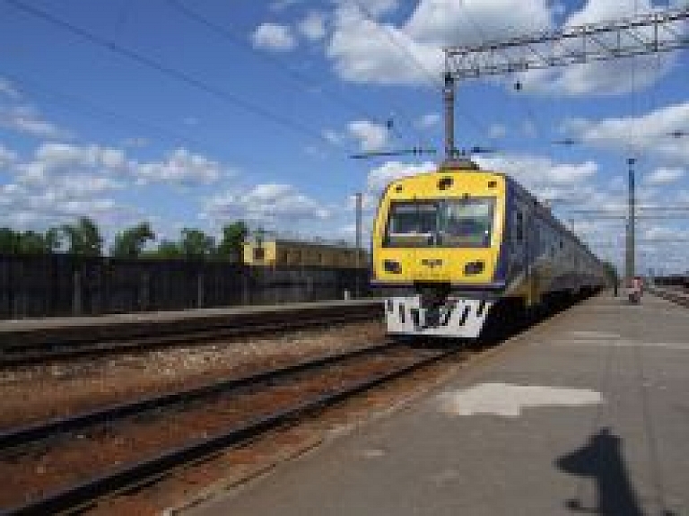 Iesniegs projektu par gājēju tuneļa izbūvi pie Jelgavas dzelzceļa stacijas