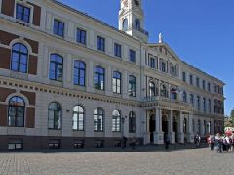 Šodien rātsnamā atklās fotoizstādi "Pilsētas seja"