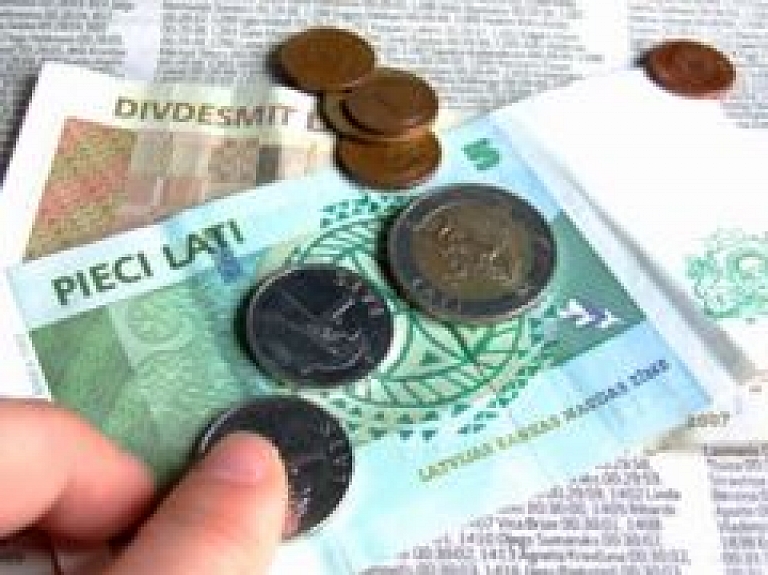 Aicina ziedot naudu skolas piederumu iegādei bērniem no trūcīgām ģimenēm