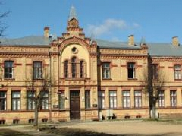 Šodien VVĢ matemātikas skolotāja saņem Ata Kronvalda Fonda prēmiju
