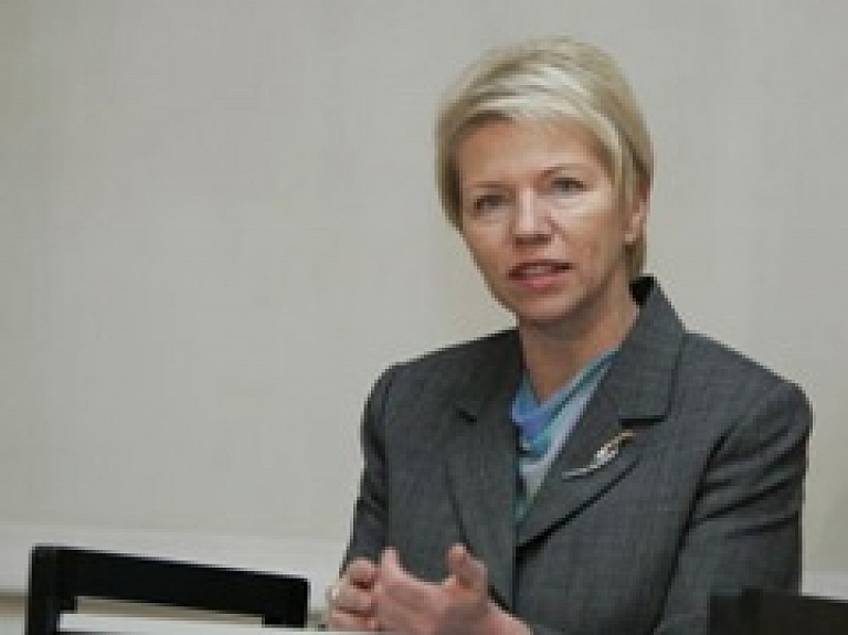 Izglītības ministre apmeklēs Valmieru